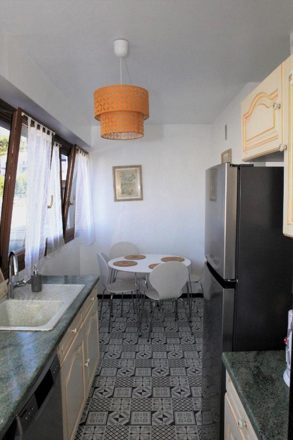 Appartement T3 Plein Centre Saint-Raphaël Dış mekan fotoğraf